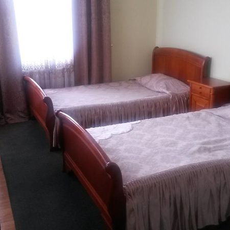 Marlen Hotel Rivne Extérieur photo